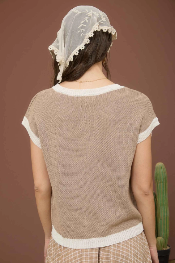 Horseshoe Sleeveless Knit